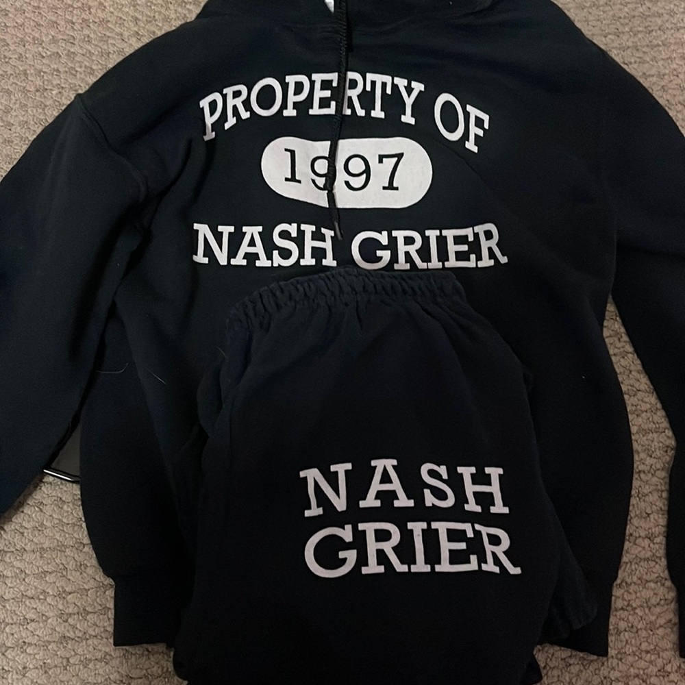 Nash Grier Sweatshirt and sweatpants
